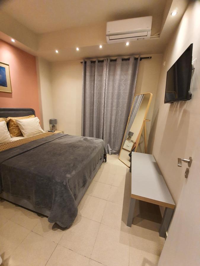Lukas-2 B/R Luxurious Flat With Veranda Lejlighed Athen Eksteriør billede