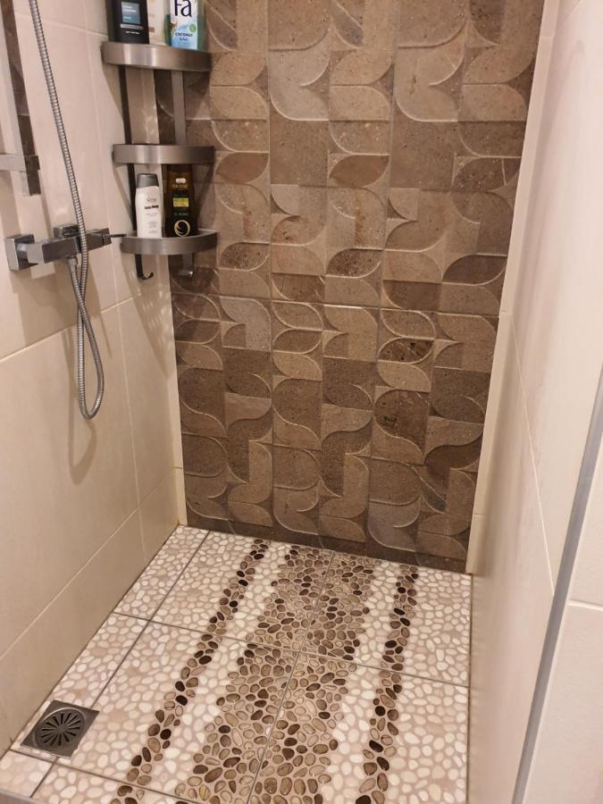 Lukas-2 B/R Luxurious Flat With Veranda Lejlighed Athen Eksteriør billede